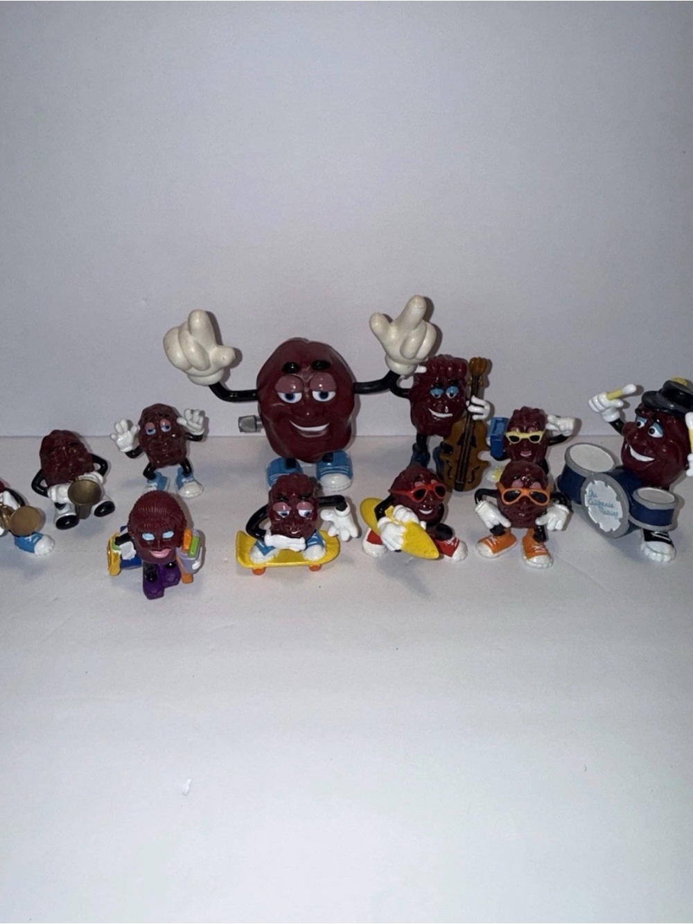 California Raisins Multicolor Advertising Figurine Lot Fruit & Raisins Theme